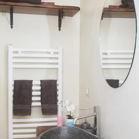 Mi Casa Es Tu Casa 3*